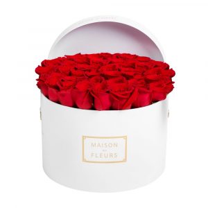 Красные розы Maison des Fleurs