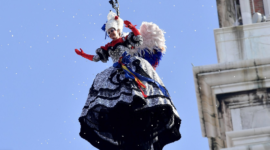 Венецианский карнавал: полет ангела