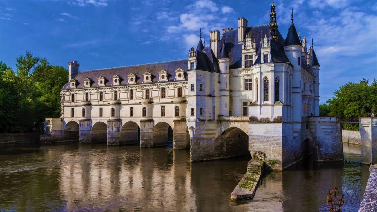 Замок Сомюр Луара Франция без смс