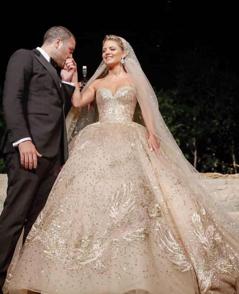 Эли Сааб, свадебные платьяплатье