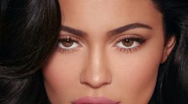 Набор для макияжа от Kylie  Cosmetics