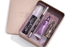 Urban Decay Hall of Fame Set - Urban Decay Stoned Vibes Holiday 2020