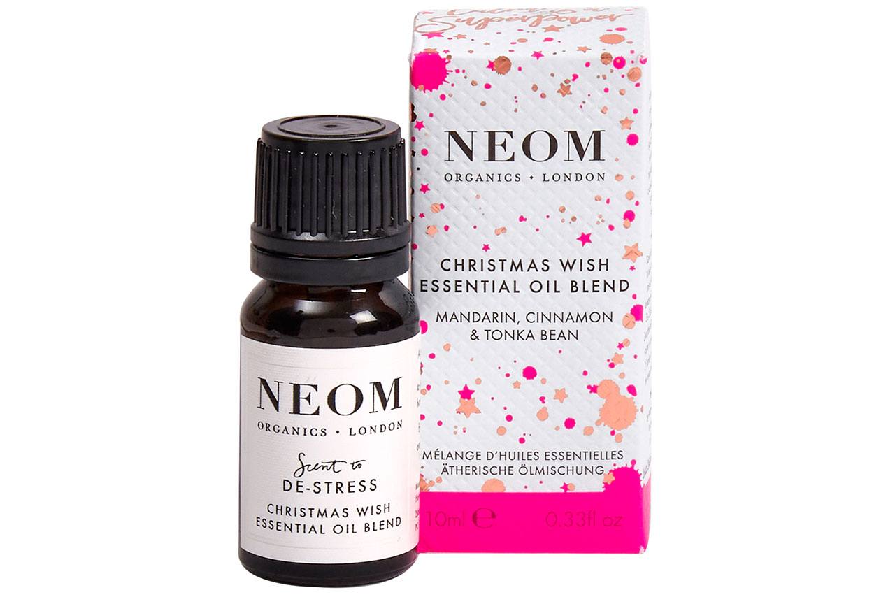 Neom Christmas Wish Essential Oil Blend