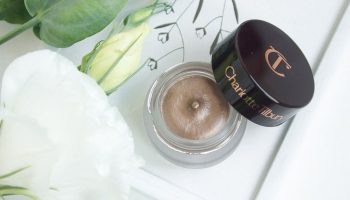 Кремовые тени Charlotte Tilbury Eyes to Mesmerise в оттенке Oyster Pearl — отзыв и свотч