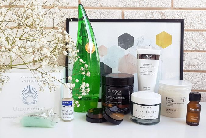 Покупки с Черной пятницы: Victoria Beckham, Omorovicza, Medik8 и другое