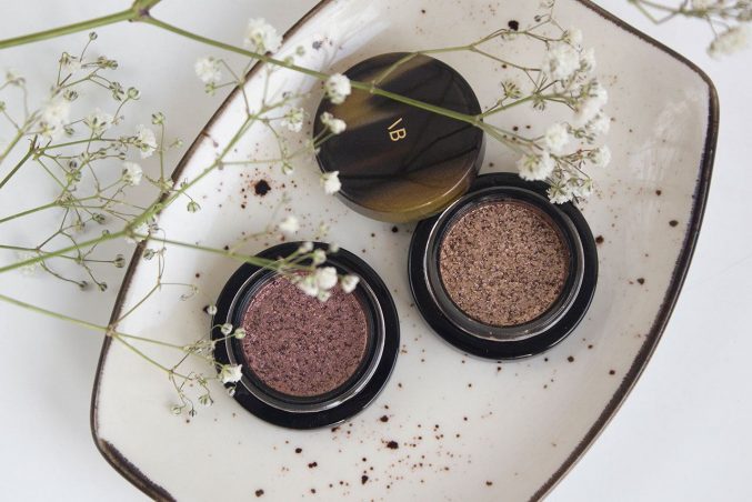 Тени Victoria Beckham Beauty Lid Lustre — отзыв и свотчи
