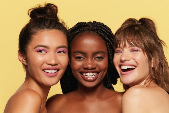 Лайфхак: гигиеническая помада + тени