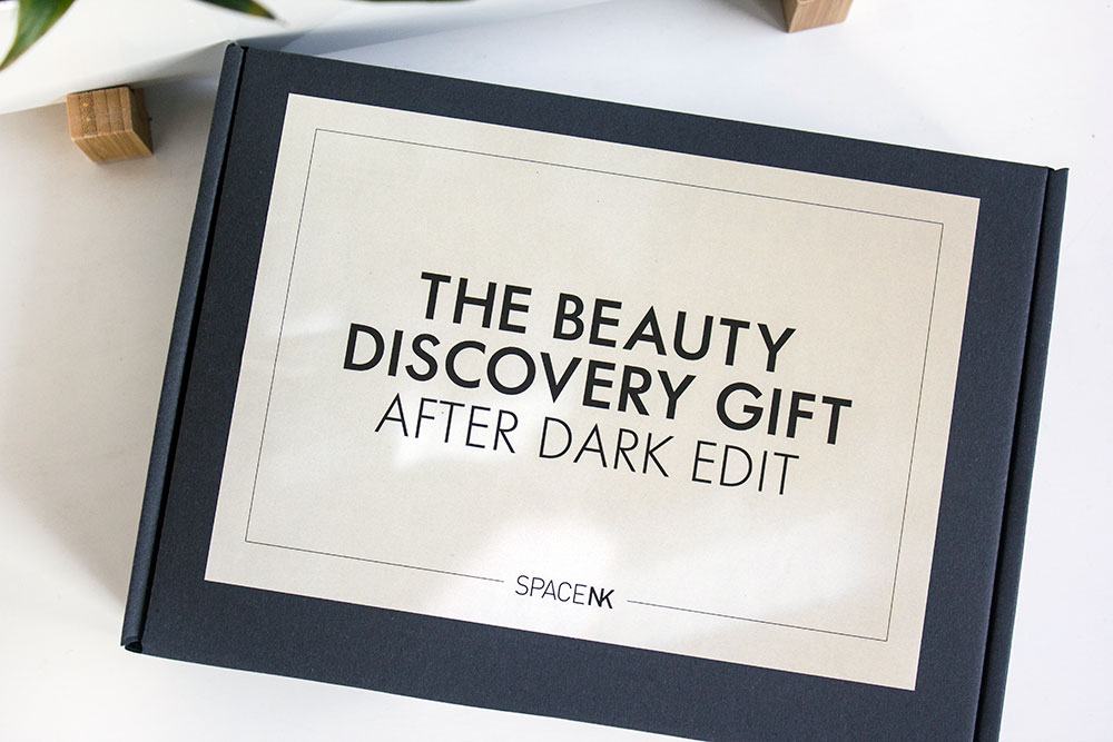 упаковка Space NK The Beauty Discovery Gift Autumn 2021
