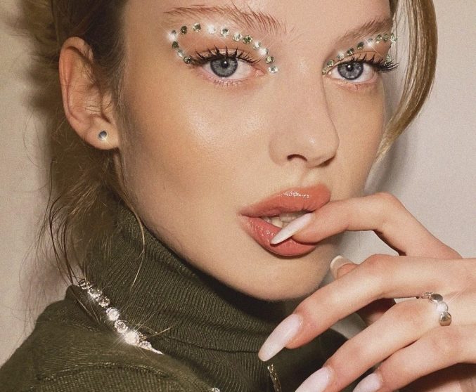 HBS-List: 3 варианта макияжа с мерцанием на каждый день