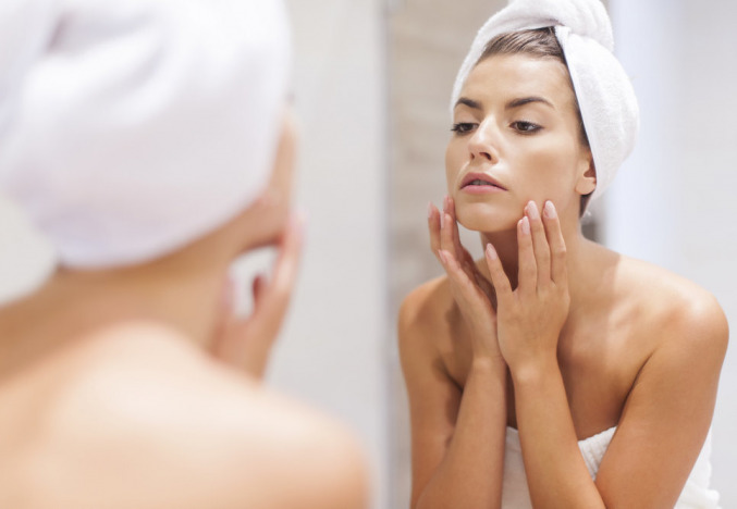 Как снять покраснение кожи перед макияжем: 5 советов