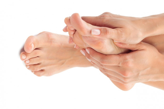 Лимфодренажный массаж ног: что это и в чем польза?
